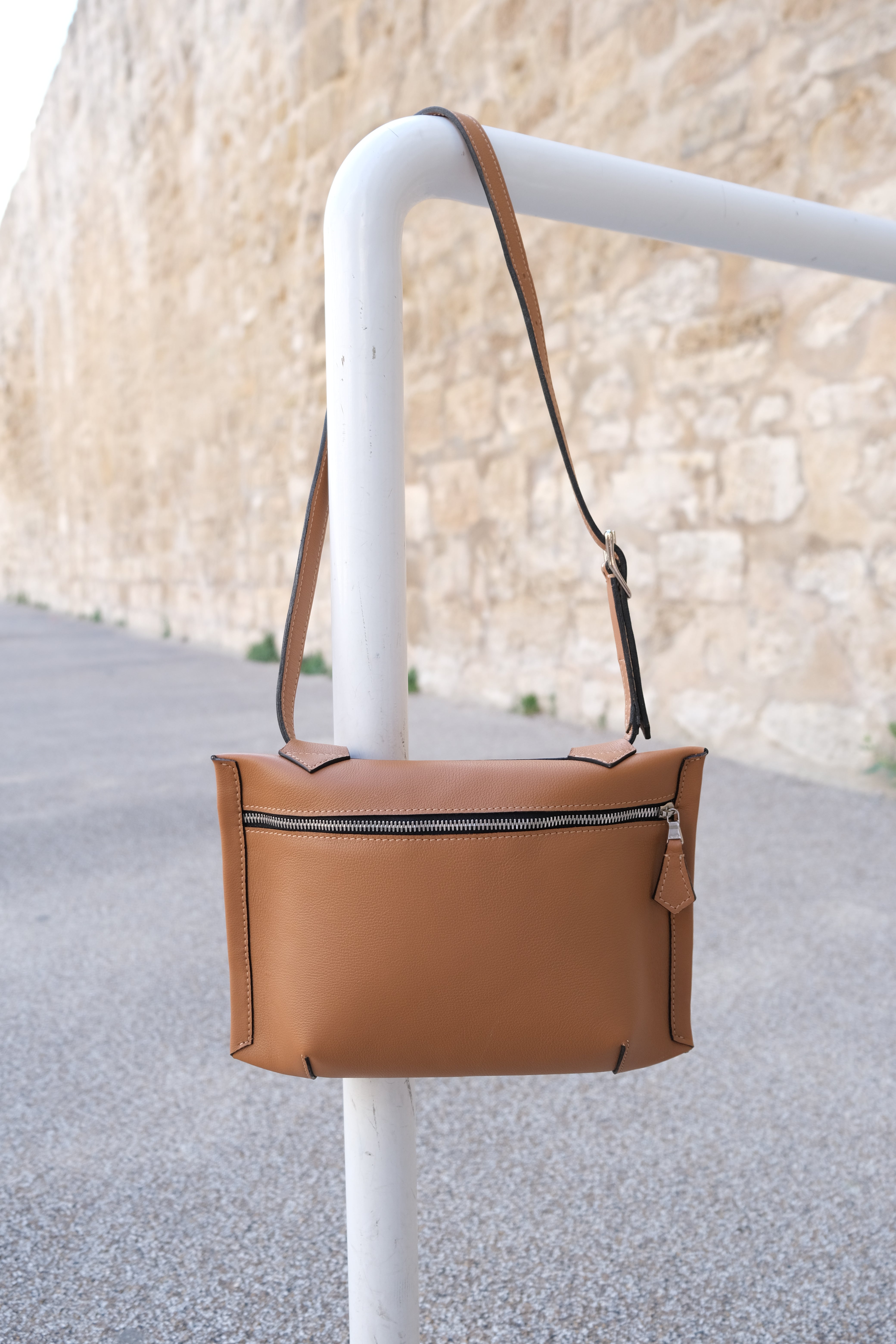 SWITCH - BEIGE CALFSKIN